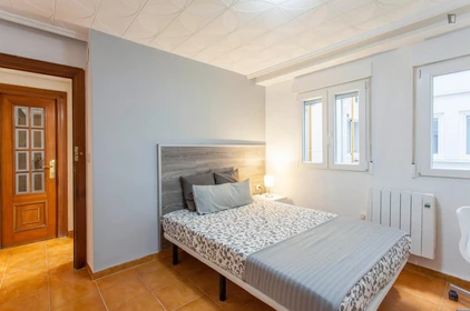 Quarto para alugar ao mês em Valencia