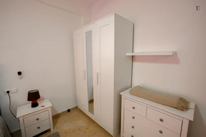 Habitación privada en Carrer Manuela Estellés, imagen 1 de 10