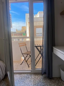 Quarto para alugar num apartamento partilhado em Burjassot