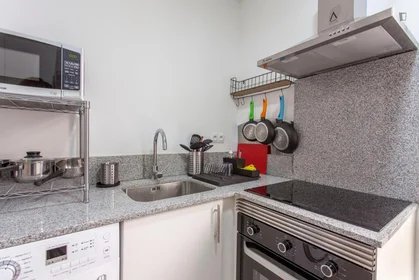 Chambre privée à Calle José Carsí, image 9 de 12