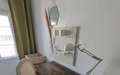 Quarto privado em Carrer d'Almiserà, imagem 3 de 14
