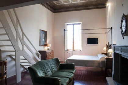 Zimmer mit Doppelbett zu vermieten Siena