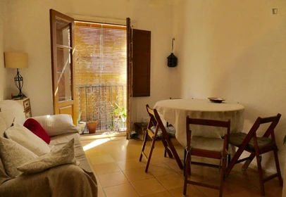 Alquiler de habitación en piso compartido en Granada