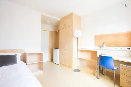Stanza privata in residence in Elisenstraße, immagine 5 di 11