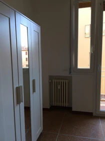 Chambre individuelle bon marché à Bologne