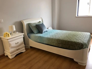 Pokój do wynajęcia z podwójnym łóżkiem w Leiria