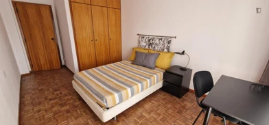 Room for rent in a shared flat in Leiria