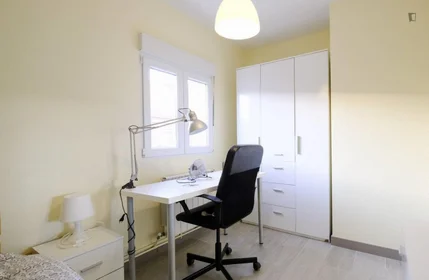 Private room at Calle Lilas, image 1 of 13