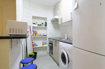Private room at Calle Lilas, image 7 of 13