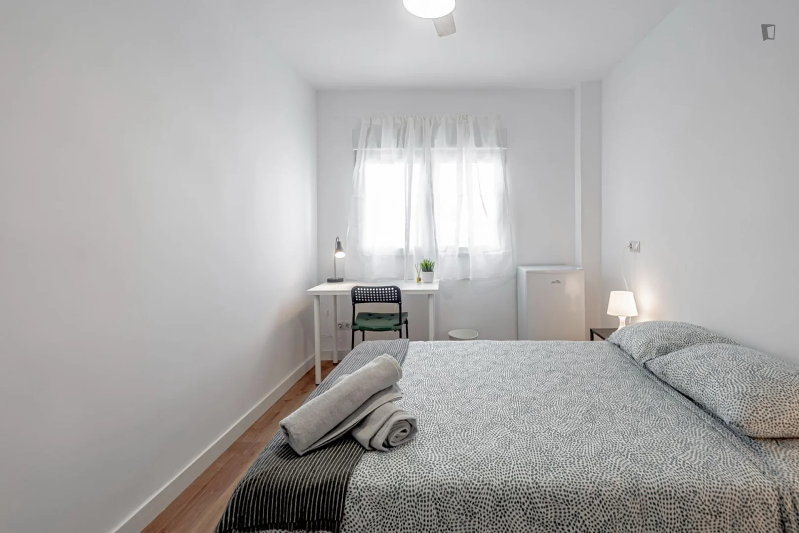 Komfortables und geräumiges Studentenzimmer in