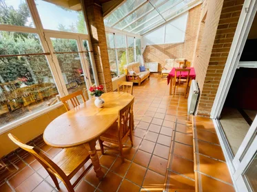 Quarto privado em calle Roncesvalles Villanueva de la Cañada, imagem 40 de 49