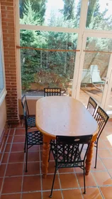 Privatzimmer in der calle Roncesvalles Villanueva de la Cañada, bild 17 von 17