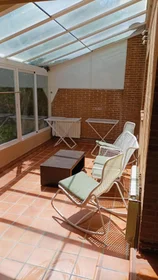 Privatzimmer in der calle Roncesvalles Villanueva de la Cañada, bild 18 von 19