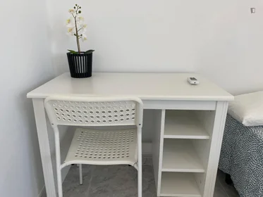 Habitación privada en Calle de María Antonia, imagen 4 de 12