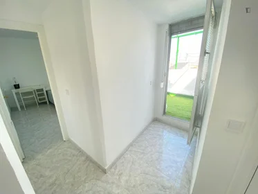 Habitación privada en Calle de María Antonia, imagen 8 de 12