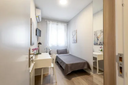 Privatzimmer in der Calle del Puerto Canfranc, bild 3 von 16