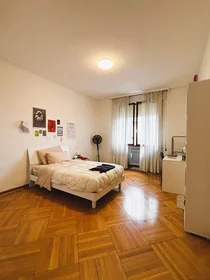 Private room at Corso Milano, , image 3 of 10