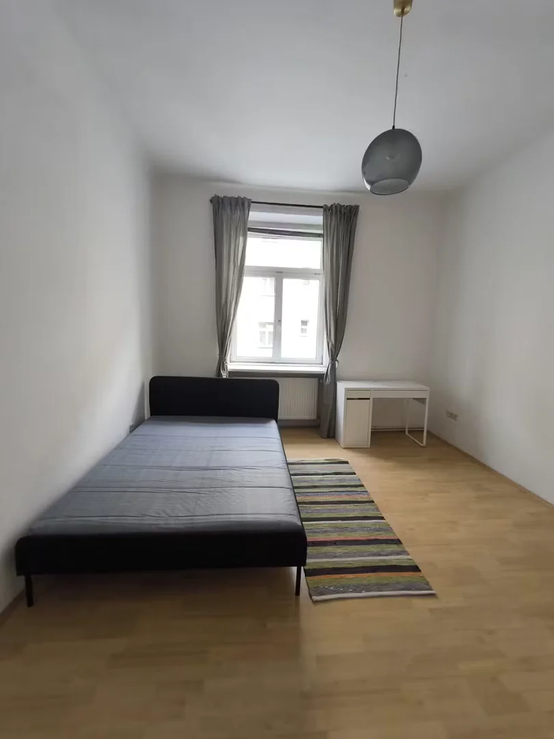 Chambre d'étudiant bon marché à proximité du campus dans 