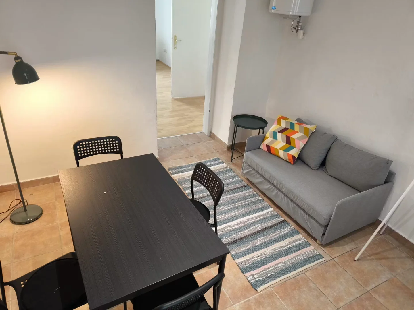 Chambre d'étudiant confortable et spacieuse dans 