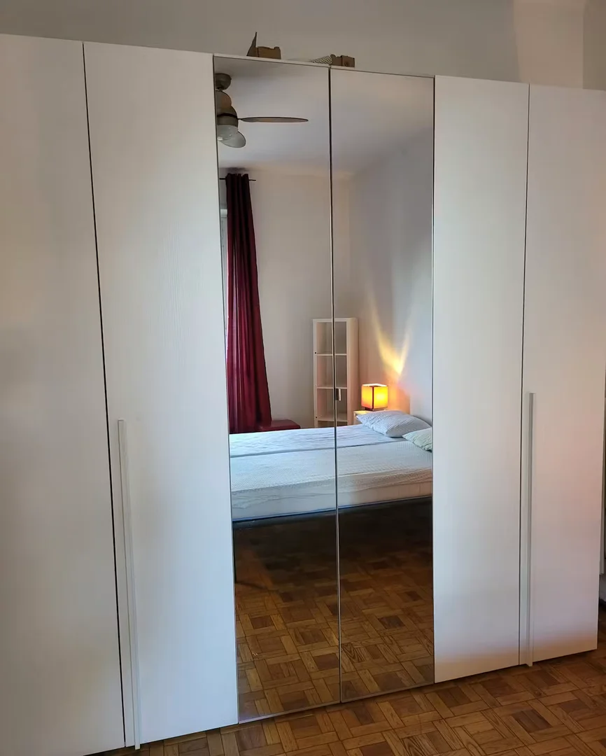 Habitación en apartamento estudiantil en alquiler en , completamente amueblado