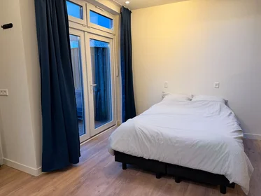 Apartamento inteiro em Jan de Oudestraat, Strijp, imagem 6 de 10