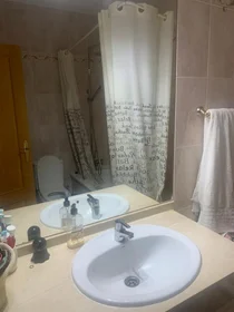 Stanza privata in Calle Guadalhorce, immagine 12 di 26