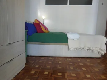 Private room at Calle Nuevo Baztan, image 35 of 40