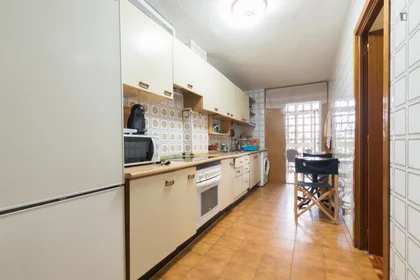 Private room at Calle Nuevo Baztan, image 10 of 40