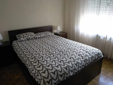 Quarto para alugar com cama de casal em Alcobendas