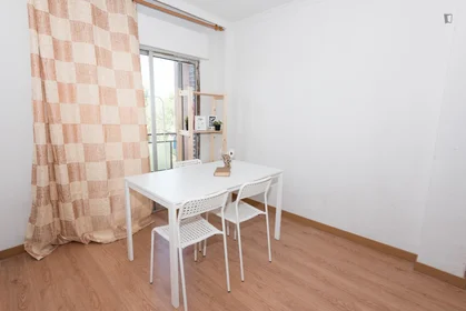 Habitación privada en Avenida de las Ciudades, imagen 12 de 21