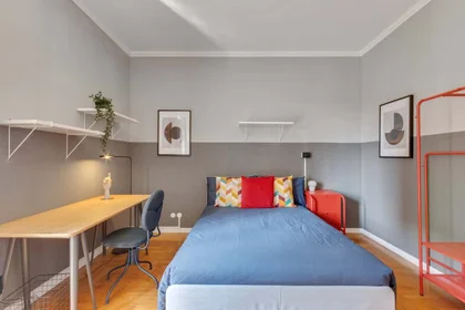 Quarto privado em Viale Evaristo Stefini 6, Milan. Italy, imagem 3 de 15