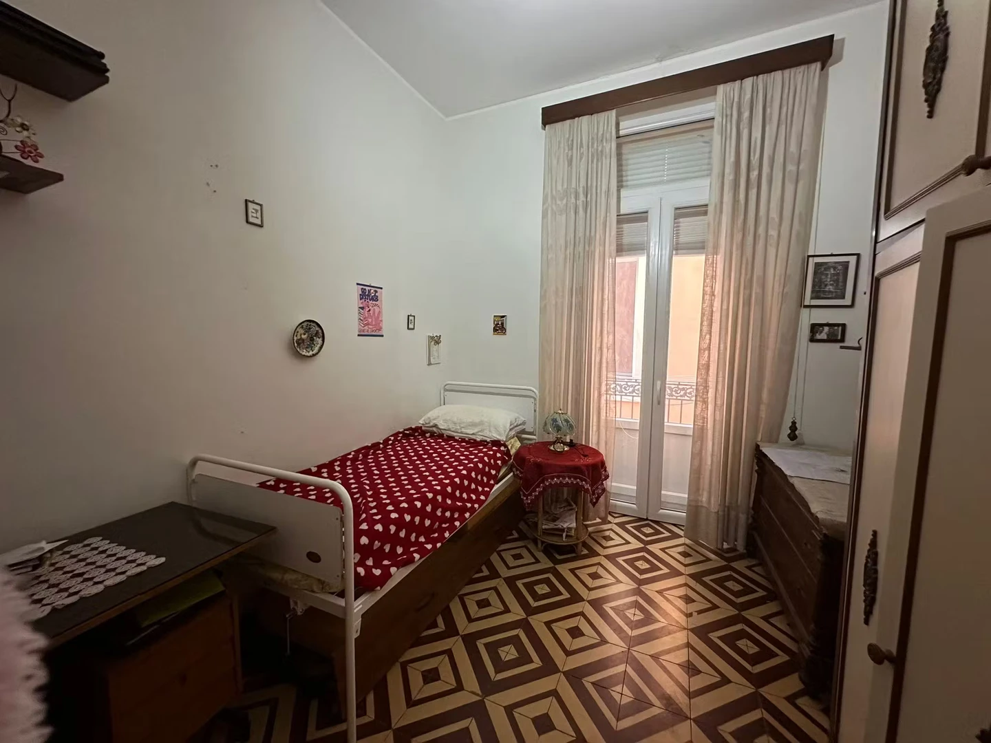 Teramo de çift kişilik yataklı kiralık oda