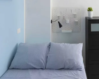 Quarto privado em Via Cadibona, Ortomercato, imagem 1 de 10