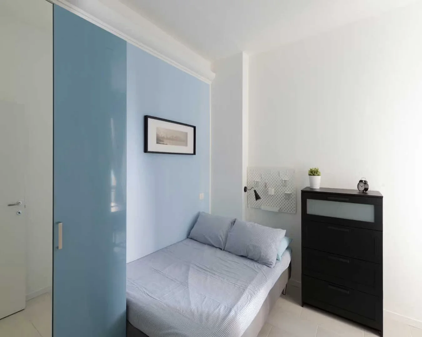Quarto acolhedor para estudantes disponível em 