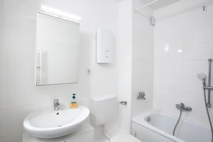 Prywatny pokój Kölner Land Str., obraz 12 30
