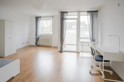 Özel oda konumu Kölner Land Str., 1 10 görüntüsü