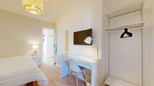 Habitación privada en 30 rue Vernier, imagen 17 de 19