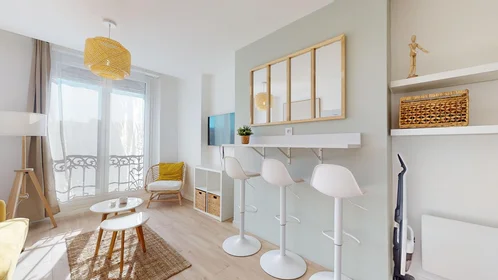 Privatzimmer in der 30 rue Vernier, bild 1 von 22