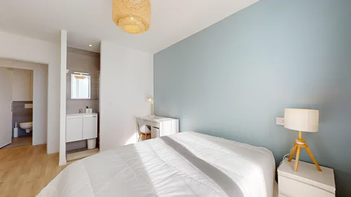Privatzimmer in der 30 rue Vernier, bild 22 von 22