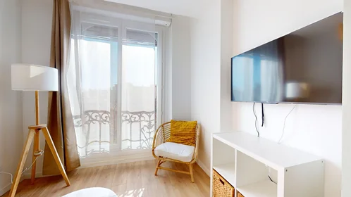 Privatzimmer in der 30 rue Vernier, bild 7 von 22