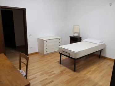Zimmer mit Doppelbett zu vermieten padova