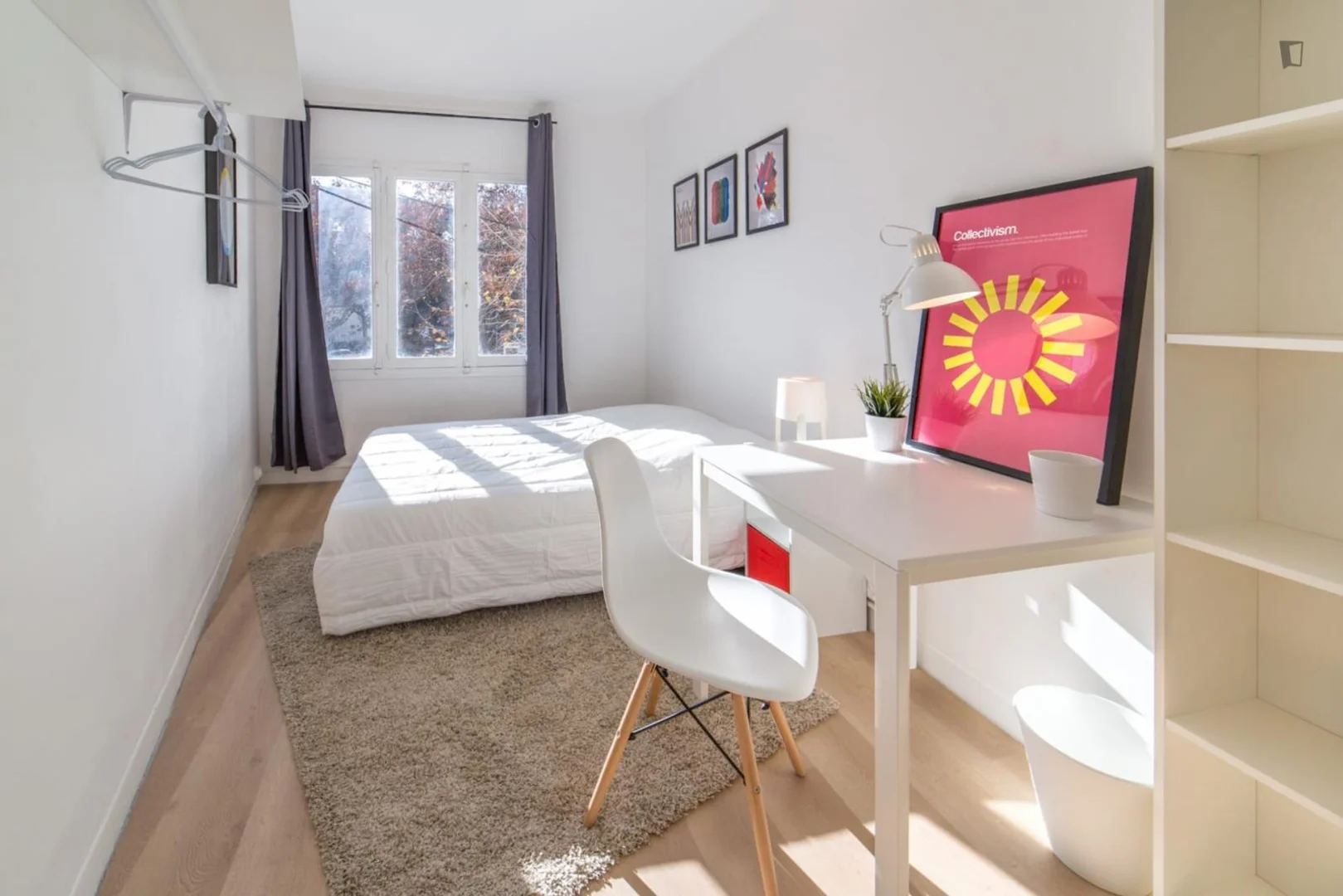 Chambre confortable pour étudiants disponible dans 