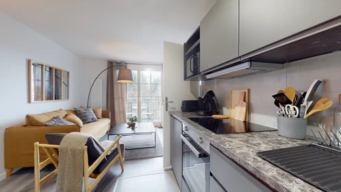 Quarto privado em 97 avenue du Hazay, imagem 2 de 28