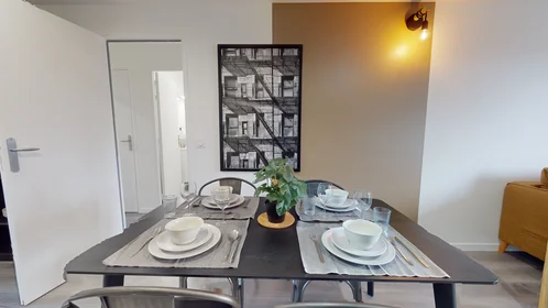 Quarto privado em 97 avenue du Hazay, imagem 3 de 28