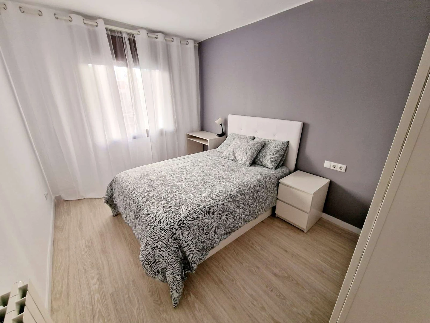 Zimmer mit Doppelbett zu vermieten Cerdanyola Del Vallès