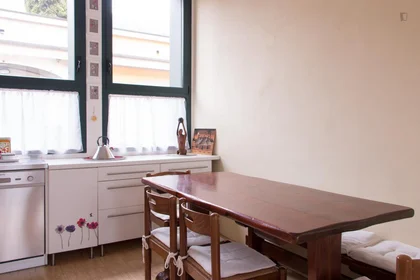 Logement entier à Via Giuseppe Meda, image 15 de 28