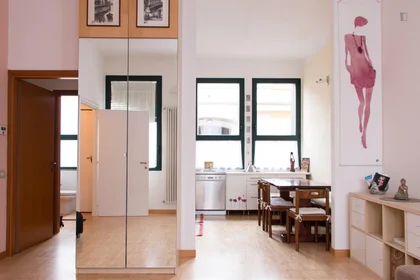 Logement entier à Via Giuseppe Meda, image 8 de 28