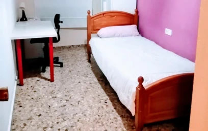 Stanza privata in Calle Madre Rafols-Mislata, immagine 4 di 14