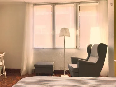 Chambre privée à calle Huertas De la Villa, image 10 de 24