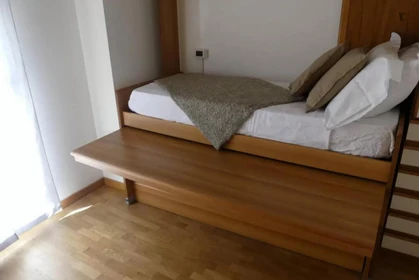 Mieszkanie z 2 sypialniami w Como